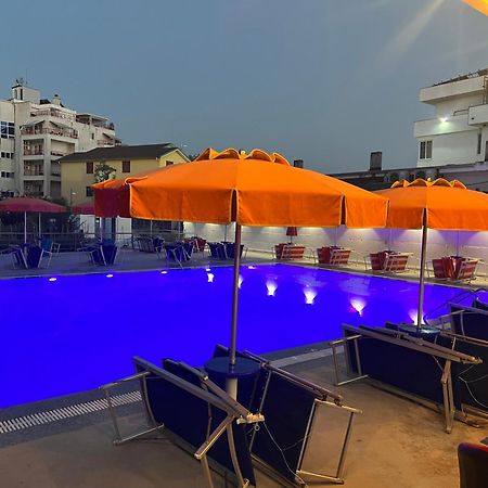 Blue Balcony Hotel Golem  Exterior photo